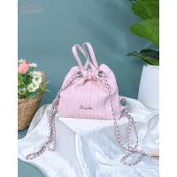 ราคา กระเป๋าสะพายปรับเป็นเป้ได้ ผ้าอัดลายพลีทสวยๆ No M 2280 (20034868200)