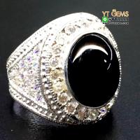 ราคา แหวนนิล ล้อมเพชร แหวนเงินแท้ พลอยนิลแท้ YTG 10106 (17579946571)