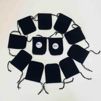 ราคา ถุงใส่เครื่องประดับ ทำจากกำมะหยี่ สีแดงและสีดำ มีหลายขนาดให้เลือก บรรจุขาย 12 ชิ้น ห่อ หรือ 1 โหล พร้อมส่ง (372835360)