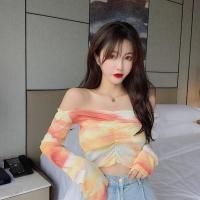 ราคา เสื้อเอวลอยสีสันสดใส เปิดไหล่เบาๆ เซ็กซี่มากจ้า ครอปผู้หญิงแขนสั้น เสื้อครอปสีสันสดใส ดีไซน์สวย ครอปเปิดไหล่ (10102321933)