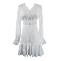 ราคา Lyn around เดรสแขนยาวแต่งผ้ารุ่ยๆกระดุมมุก D036 10 (19579842238)