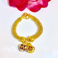 ราคา สร้อยข้อมือ จี้ถุงเงินและหัวใจ ยาว 6 6 5 และ 7 นิ้ว หนัก 3 บาท สร้อยข้อมือไมครอน ชุบเศษทอง (11497582388)