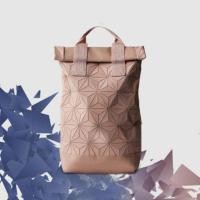 ราคา Issey Miyake Miyake กระเป๋าเป้บาสเก็ตบอลลายตาราง3มิติกระเป๋าผู้หญิงผู้ชายและผู้หญิงดั้งเดิมเฉพาะนักเรียนมัธยมต้น (20503772743)