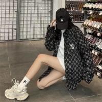 ราคา แฟชั่นเกาหลี MLB ฤดูใบไม้ร่วงและฤดูหนาวใหม่ดอกไม้เก่าพิมพ์เต็มชายและหญิงคู่เสื้อแจ็คเก็ตยีนส์ฟอกปักลาย (20507376775)