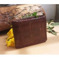 ราคา สวยทั้งภายนอกภายใน ลวดลายของหนังขระเข้ เด่นชัด กระเป๋าสตางค์หนังจระเข้ ถักขอบตลอดใบด้วยเชือกหนังถัก (16424982984)