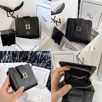 ราคา กระเป๋าสตางค์lyn ใบสั้น มาใหม่ทรงสีเหลี่ยมขนาด4 5 นิ้ว พร้อมกล่อง (21011669164)