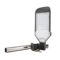 ราคา ส่งฟรี โคมไฟถนน LED 50w รุ่น WIDE พร้อมขา และอุปกรณ์ครบชุด EVE แสงขาว Daylight Steetlight (814564089)