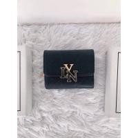 ราคา lyn ilikebag ล376 กระเป๋าสตางค์ ilikebag มีบริการเก็บเงินปลายทางcodทุกขนส่ง กระเป๋าสตางค์ใบสั้น lyn งานแท้Outlet คอลเลคชั่นใหม่ งาน3พับ ขนาด 4 5 นิ้ว มี 5 สี ดำ ม่วง เขียว ครีม ขาว อุปกรณ์ กล่อง (2102