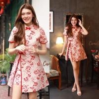 ราคา ชุดกี่เพ้า ชุดตรุษจีนชุดSet เสื้อกี่เพ้าผ้าทอลายดอกโทนสีแดงทอง แต่งกระดุมสีแดงสวยลงตัวมากคะ กางเกงขาสั้นลายเข้ากับชุด (21250432066)