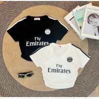 ราคา เสื้อครอปสั้นคอวีแถบแขนตัวดังลายEmirates (20629199824)