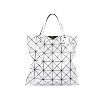 ราคา New กระเป๋า baobao issey Miyake Lucent 6x6 Basic Color ของใหม่ แท้100 กระเป๋าถือผู้หญิง กระเป๋าถือ TOTE BAG (20785780718)