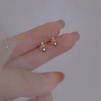 ราคา ตุ้มหูคริสตัลรูปแมงมุมประดับเพชรสีม่วงแดง1คู่ต่างหูแฟชั่นสำหรับผู้หญิงไทเทเนียมสีทอง (20251383876)