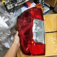 ราคา เสื้อ ไฟท้าย nissan navara np300 2015 นาวาร่า ไม่มีขั้ว รถตอนเดียว (16525770853)