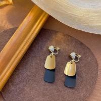 ราคา ต่างหูหนีบ สวยหรู ออร่าจับ ไม่ต้องเจาะหู ต่างหูเด็กมัธยม วัยรุ่นแฟชั่น (20525711694)