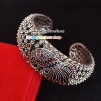 ราคา กำไลทอง ราคา ต่อ 1 วง เครื่องประดับชุดไทย กำไลลาย ทำลายพิกุลทอง ลายนกยูงลงยา (18935445814)