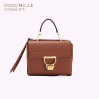 ราคา COCCINELLE กระเป๋าสะพายผู้หญิง รุ่น ARLETTIS MINI CROSSBODY BAG 55B701 สี BRULE (21018769106)