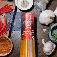 ราคา 100 g พริกป่น พริกขี้หนูป่น บดละเอียด ง่วนสูน ตรามือที่ 1 Nguan Soon Ground Thai Red Chili of 100 grams (16739320655)