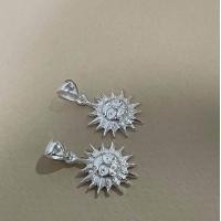 ราคา Maniyhati Sōl จี้พระอาทิตย์ หากสั่งพร้อมสร้อยคอ รบกวนระบุลายสร้อยทางแชท (20452331153)