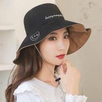 ราคา หมวกกันแดด หมวกใส่ไปเที่ยว หมวกแฟชั่น หมวกเที่ยวทะเล หมวกสวยๆ ใส่ได้ 2 ด้าน มีเชือกรัดคาง มี 7 สี (16453590092)