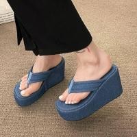 ราคา OhBlablaShoes NEW พร้อมส่ง รองเท้าส้นสูง ทรงเตารีด หูคีบ สี DENIM (19309552679)