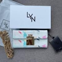 ราคา Lyn 2IN1 สะพาย สตางค์ถอดสายได้ 7 5 นิ้ว (13482153611)