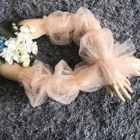 ราคา ถุงมือลูกไม้ ผ้าลูกไม้สีขาว ถุงมือกันแดดฤดูร้อน ผ้าคลุมแขนลูกไม้ยาว ป้องกันแสงแดด ป้องกันรังสียูวี บางและยาว (17807311167)