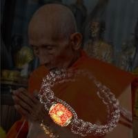 ราคา กำไลข้อมือ กำไลเชือกถักพร้อมลูกสะกดหลวงพ่อรวย วัดตะโก จ พระนครศรีอยุธยา พุทธคุณ ปกป้องคุ้มครองป้องกันภัย แคล้วคลาด ค้าขายร่ำรวย สร้อยข้อมือสามารถปรับขนาดได้ (19986213520)