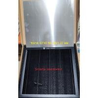 ราคา แผงแกะสลักด้วยเลเซอร์ รังผึ้งรองตัดสำหรับเครื่องยิงเลเซอร์ CO2 และไดโอดเลเซอร์ Honeycomb Working Table CO2 Diode (18334255076)