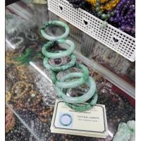 ราคา กำไลหยกเจไดต์แท้ โทนจักรพรรดิ์ เนื้อสวย แต่มีการเติมสีเล็กน้อย (19477375492)