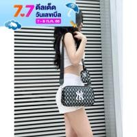 ราคา พร้อมสต็อก COD ประเทศไทยส่ง กระเป๋าสะพาย MLB JACQUARD MONOGRAM CROSS BAG NEW YORK YANKEES (18777622262)