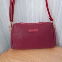 ราคา กระเป๋าสะพายข้าง ขนาด 9 นิ้ว กระเป๋าสะพายผู้หญิง กระเป๋า Aisikadan แท้ (14531920612)