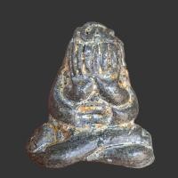 ราคา พระปิดตาหลวงปู่เอี่ยม ยันต์ยุ่ง เนื้อเงินยวง (16607834684)