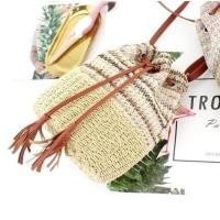 ราคา พร้อมส่ง กระเป๋าสานสี ก้นสาน สายหนังยาว แต่งพู่ M267 (21269222933)