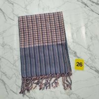 ราคา ผ้าพันคอทอมือ ผ้าพันคอผู้ชาย ผ้าพันคอฝ้ายทอมือ ผ้าพันคอลายสก๊อต งานครูสลาหน้าแคบ ขนาดผ้ากว้าง 20 ซม ยาว 200 ซม (20366264719)