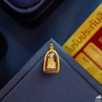 ราคา จี้พระหลวงปู่ทวด ทรงครอบแก้ว รูปหล่อจิ๋ว เลี่ยมทองแท้ กรอบทอง 90 มีใบรับประกันให้ค่ะ พระเลี่ยมทอง ราคาเป็นมิตร 511 0754 (7689892142)