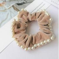 ราคา โดนัทมัดผมติดมุกกำมะหยี่ พร้อมส่ง โดนัทรัดผมติดกำมะหยี่ ยางมัดผมเกาหลี ยางรัดผมเกาหลี กิ๊บติดผมเกาหลี ราคาถูก (16850617669)