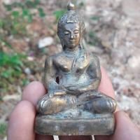 ราคา พระเชียงแสน กว้าง 4 ซม สูง 7ซม (16714975476)