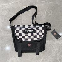 ราคา Dickies แท้ 100 Dickies กระเป๋าสะพายสไตล์เกาหลีผู้ชาย แฟชั่นสำหรับผู้หญิงกระเป๋าไปเที่ยว รุ่น D19 5สี (7461899724)