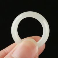 ราคา Oแหวนหยกแท้ หยกพม่า Jadeite Type A พม่า รับประกันหยกพม่าแท้ตลอดชีพ แหวนหยก สีขาว แหวนหยกสีเขียว พร้อมกล่อง (17539405802)