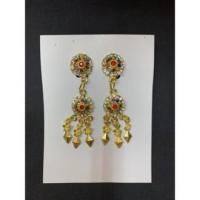 ราคา ต่างหูหนีบพลอยเพชรซีกโบราณหลายลายแบบนพเก้า (14773876775)