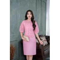 ราคา เดรสออกงาน สวยหรูช่วงบนลูกไม้แขนบอลลูนต่อด้วยผ้าไหมช่วงล่าง มีซับในอย่างดีซิปหลังค่ะ สีชมพู (18438012564)