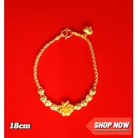 ราคา Gold color A gold link bracelet with a small gold flower charm 18cm (20956220455)