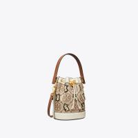 ราคา TORY BURCH ปีกระต่าย TORY BURCH T MONOGRAM Mini Bucket Bag 143230 (20910892114)