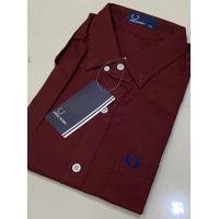 ราคา Fredperryแขนสั้นชายสีแดงเลือดหมูสีไม่ตกมีกระเป๋าที่ผ้าOXfORD (12494539400)