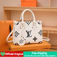 ราคา 1028กระเป๋าถือสตรีใหม่กระเป๋าสะพายลายโมโนแกรมไขว้ตัวกระเป๋าสะพายไหล่คุณภาพสูงใหม่ MODE Korea กระเป๋าทรงสี่เหลี่ยมมีหูหิ้วสะพายไหล่ผู้หญิง Dompet Koin คลาสสิกสีดำนักเรียน Tas Kosmetik ขนาดใหญ่กระเป๋ามี