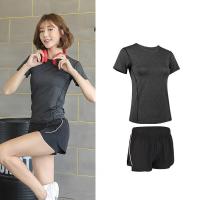 ราคา มาใหม่ ชุดออกกำลัง ชุดออกกำลังกาย ชุดออกกำลัง ผญ ชุดออกกำลังกายผู้หญิง เสื้อแขนสั้น กางเกงขาสั้น ชุดลำลอง เซต2ชิ้น Fashion 2in1sportswear เนื้อผ้านุ่มสบายแฟชั่นยอดนิยม (15311650035)