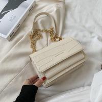 ราคา COD Charles Keith กระเป๋าถือเดิม100ที่นิยมและอเนกประสงค์ถุงเล็กๆกระเป๋าสตรี2022ฤดูร้อนแฟชั่นใหม่ถุงห่วงโซ่กระเป๋า Messenger สุทธิสีแดง CK กระเป๋าสี่เหลี่ยมเล็กๆ P2SB (16541863148)