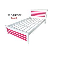 ราคา BB3 5FP3T เตียงเหล็ก ขาเหลี่ยม 3 นิ้ว ขนาด 3 5 ฟุต พื้นระแนงยาว สีทูโทน เหล็กหนา ไม่ต้องมีขาค้ำ (20495977454)