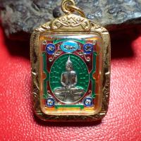 ราคา สุ่มของแถม เก็บเงินปลายทาง จี้เหรียญแสตมป์ หลวงพ่อโสธร ลงยาเขียว รุ่นสร้างอุโบสถหลังใหม่ ปี 2539 เลี่ยมกรอบทอง (7184164228)