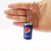 ราคา RJZ28สร้างสรรค์ผู้ชายและผู้หญิงบุคลิกภาพพวงกุญแจของขวัญเล็กๆจี้โค้กขวดกระเป๋าเป้สะพายหลังเครื่องประดับรถพวงกุญแจโค้กกระป๋องพวงกุญแจ (16841618295)